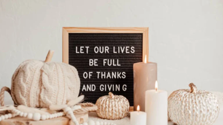 Fall & Thankfulness Holiday Quotes