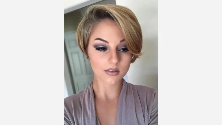 Vintage-Style Coif