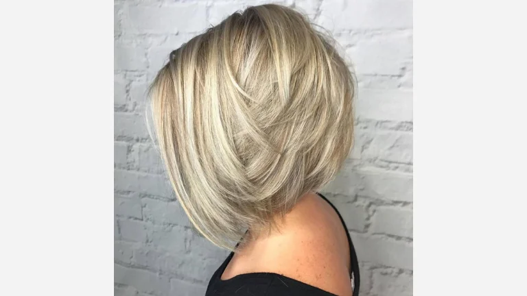 Rounded Bob with Undercut