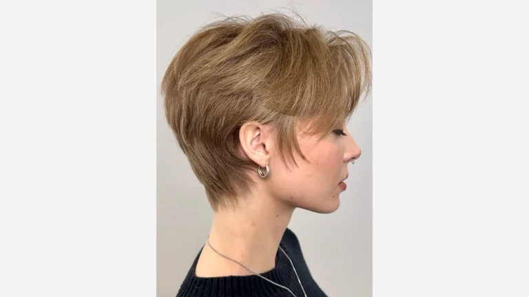 Short Feathered Wolf Cut Hair