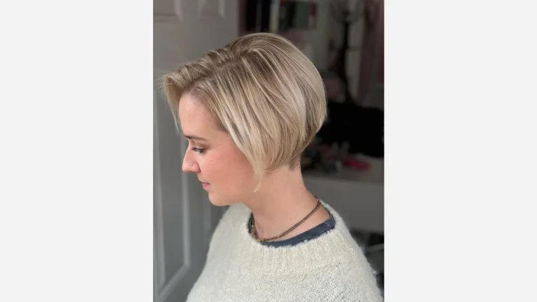 Delicate Bedhead Style