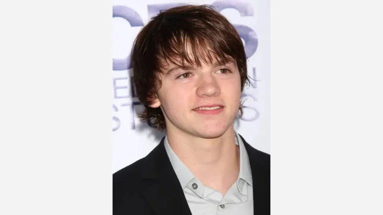 Eye-Grazing Bangs Haircut