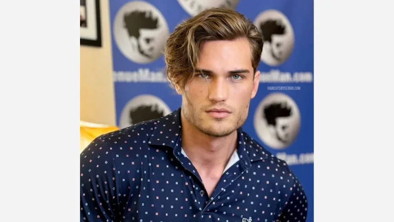 Side-Parted Cut with Wavy Top