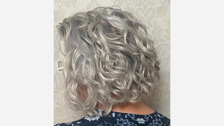 Wet-Look Curly Bob