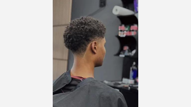 Afro Low Taper Fade 