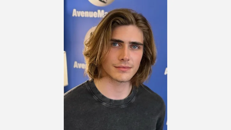 Neck-length Comb Over