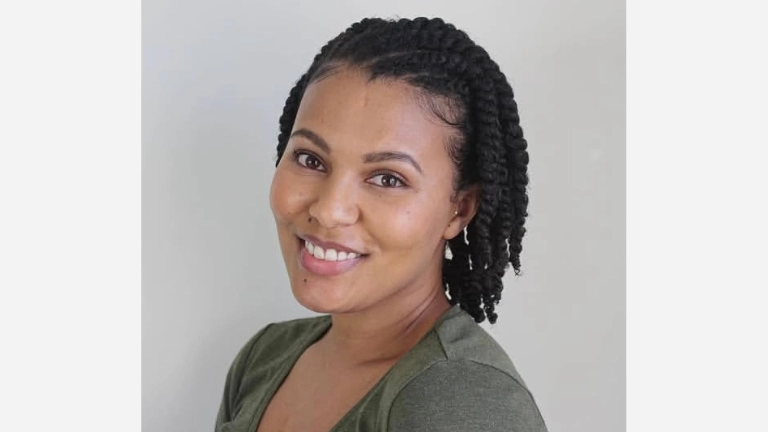Short Chunky Curls