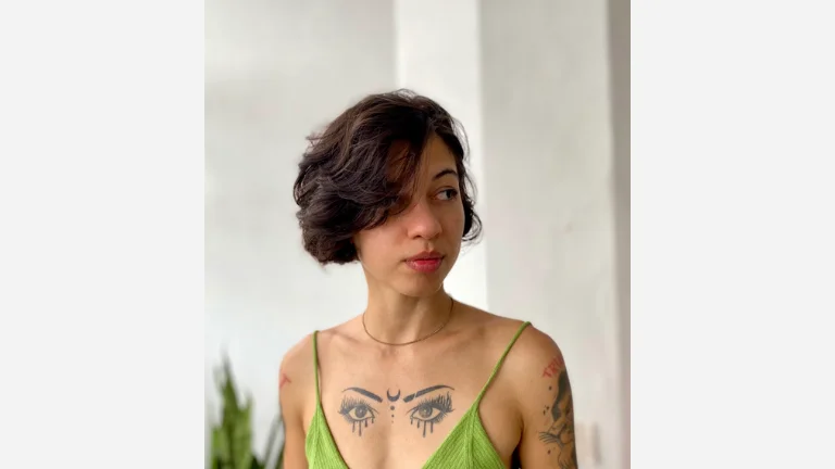 Side-Swept Fringe