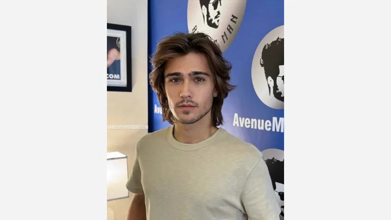 Side Part Flowing Style