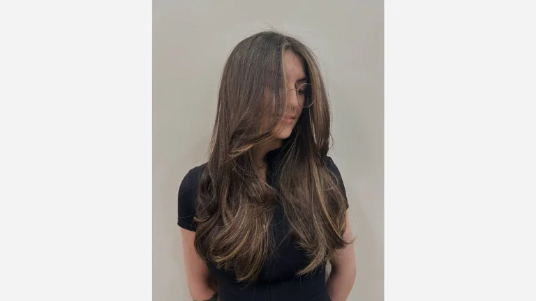Subtle Peek-a-Boo Highlights