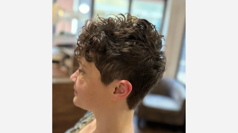 Very Short Wavy Cut