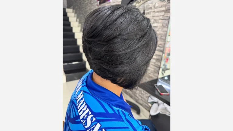 50 Chic Short Bob Hairstyles You’ll Fall in Love With 15 Layers Bob