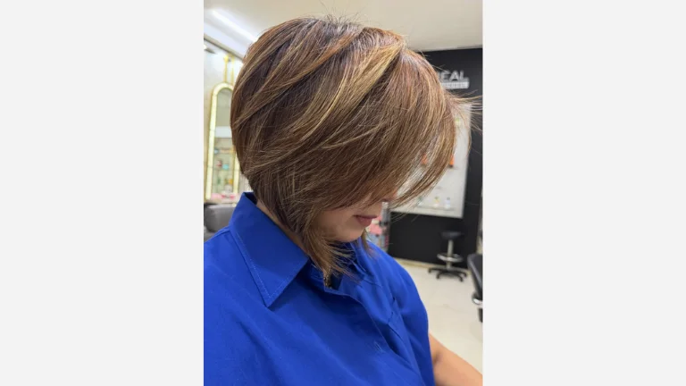 Jaw-Length Feathered Bob