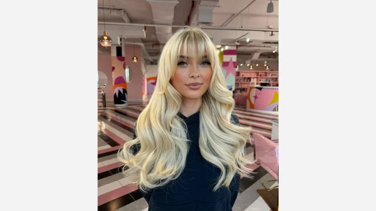 30 Stunning Shag Haircuts for Women 20 Full Bangs