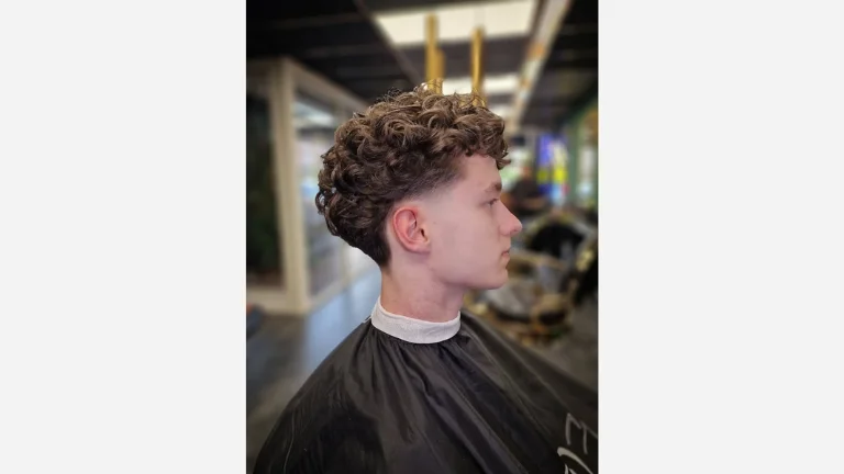 Curly Blowout Mid Taper