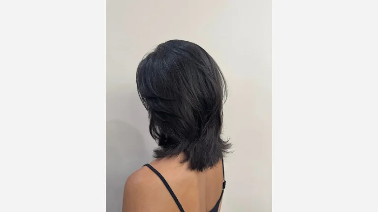 30 Stunning Shag Haircuts for Women 23 Swoopy Layers Haircut