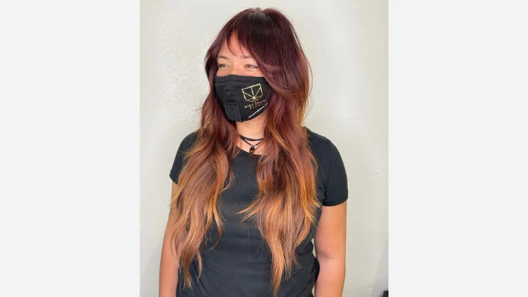 30 Stunning Shag Haircuts for Women 27 Thick Hair