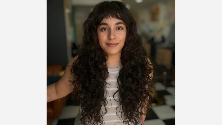 30 Stunning Shag Haircuts for Women 29 Curly Hair