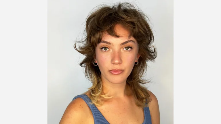 50 Best Short Layered Haircuts for Women to Try 36 Lived-In Layers