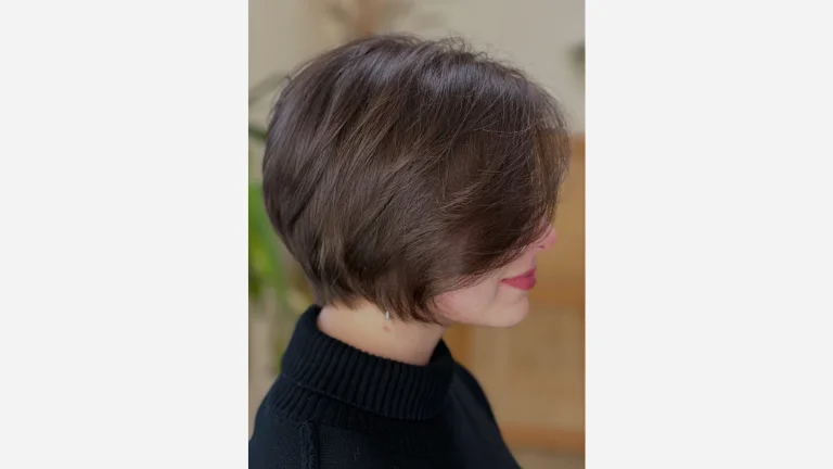 50 Chic Short Bob Hairstyles You’ll Fall in Love With 5 Pixie Bob