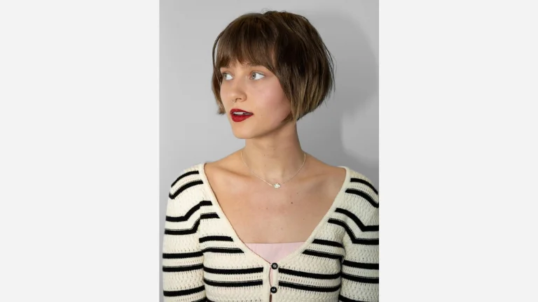 50 Chic Short Bob Hairstyles You’ll Fall in Love With 6 French Bob