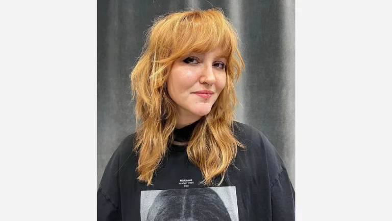 30 Stunning Shag Haircuts for Women 6 Messy Shag