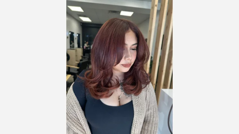 30 Beautiful Burgundy Hair Color Shades 7 Soft Cinnamon Brown Hair