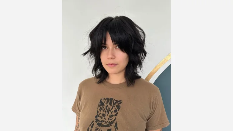 30 Stunning Shag Haircuts for Women 8 Wolf Shag