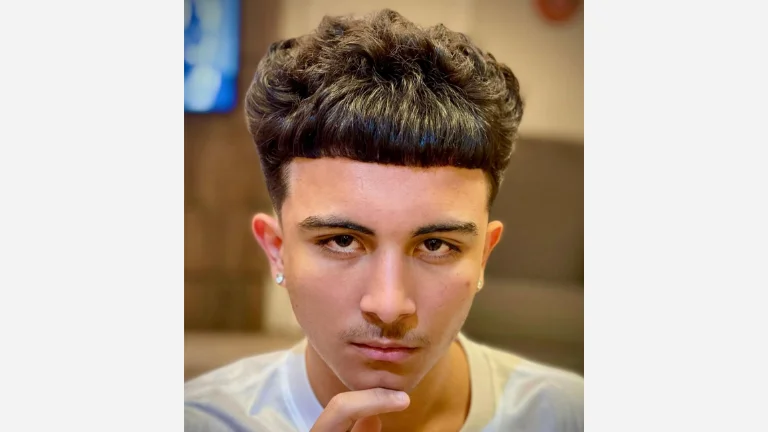 30 Trendy Edgar Haircuts for Men Fresh Modern Styles 2 Fluffy Edgar Cut