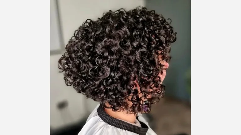 35 Stunning Curly Bob Hairstyles You’ll Love 20 Inverted Bob