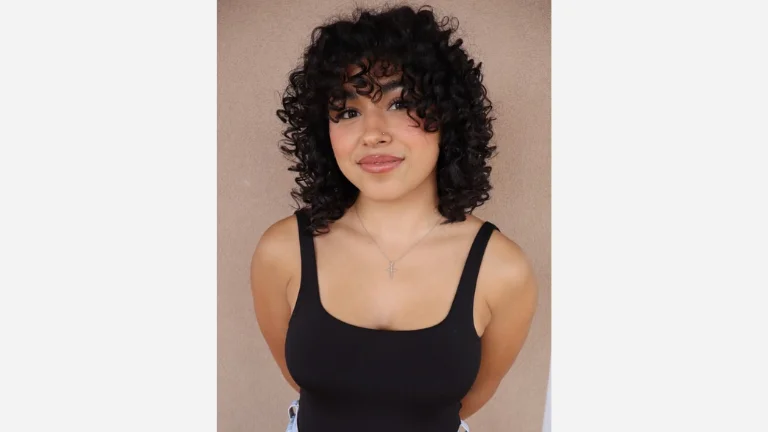 35 Stunning Curly Bob Hairstyles You’ll Love 30 Thick Hair Bob