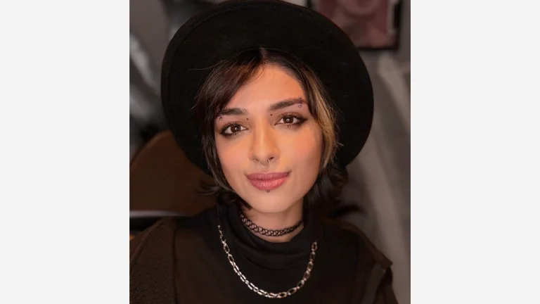 Piercing in Septum: Bold, Edgy and Trending Now 1 Piercing in Septum