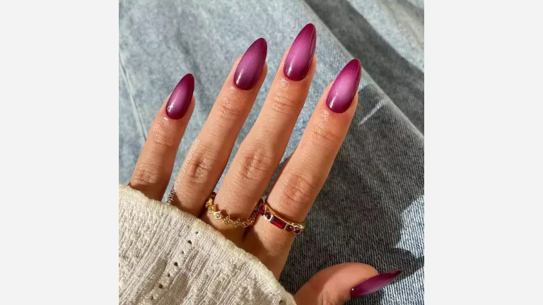 30 Fall Nail Designs You’ll Be Obsessed With 10 Berry Aura Nails