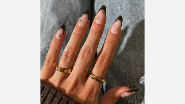 30 Fall Nail Designs You’ll Be Obsessed With 19 Greek goddess French Tips