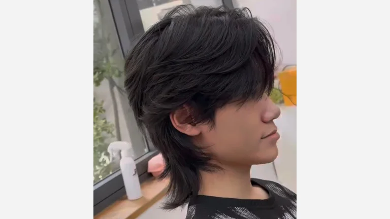 30 Best Wolf Cut Men Styles to Transform Your Look 28 Full Wolf Cut