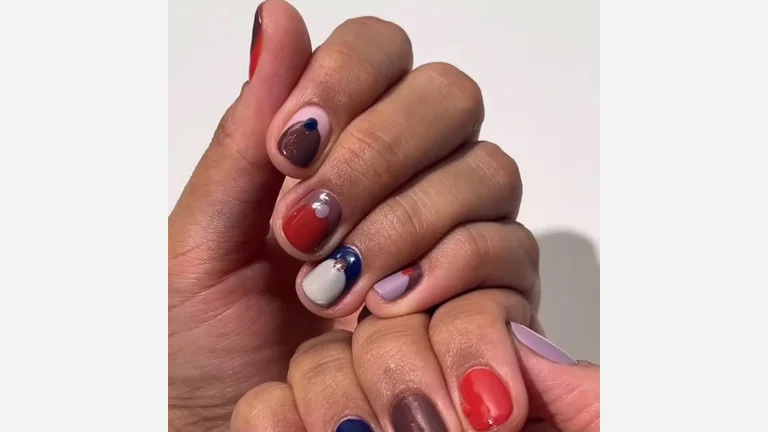 30 Fall Nail Designs You’ll Be Obsessed With 4 Fall-Ready Mismatched Nails