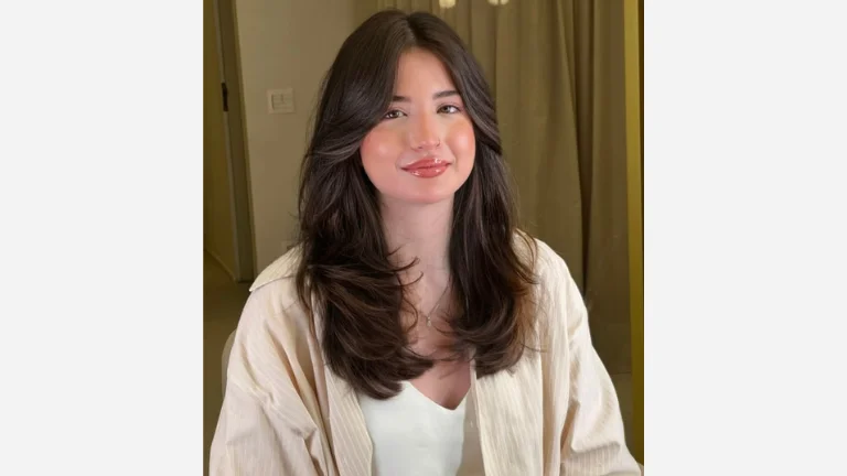 30 Stunning Butterfly Cut Ideas You’ll Love 4 Curtain Butterfly