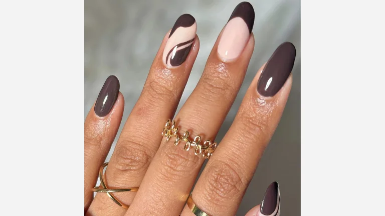 30 Fall Nail Designs You’ll Be Obsessed With 5 Cocoa Swirl Nails