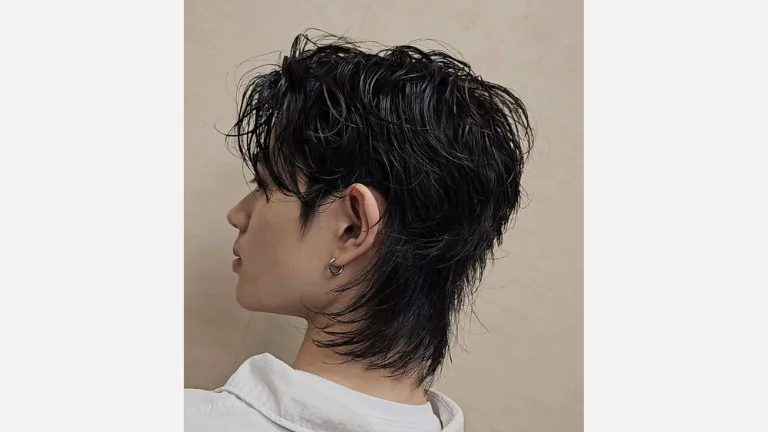 30 Best Wolf Cut Men Styles to Transform Your Look 5 Korean Wolf Cut