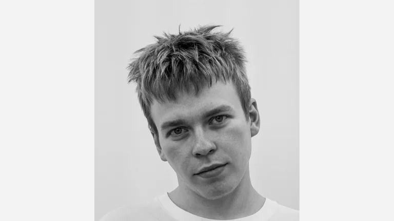 Warrior Cut: The Ultimate Power Haircut for Men 6 Warrior Straight Haircut