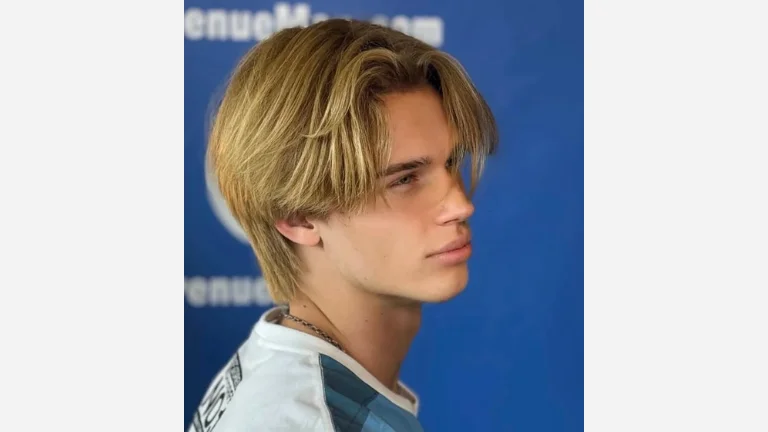 35 Best Flow Haircuts for Men Trending Right Now 17 Surfer Flow Cut