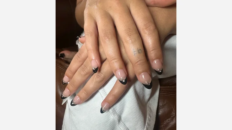Black French Tip Nails Sleek Bold Stunning 3 Black French Tip Nails