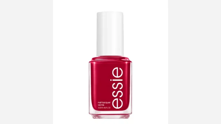 Top Summer Nail Colors You’ll See Everywhere 6 Essie Forever Yummy