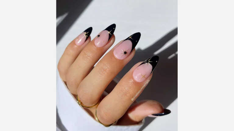 25 Trendy French Tip Nail Designs 19 Starry Night